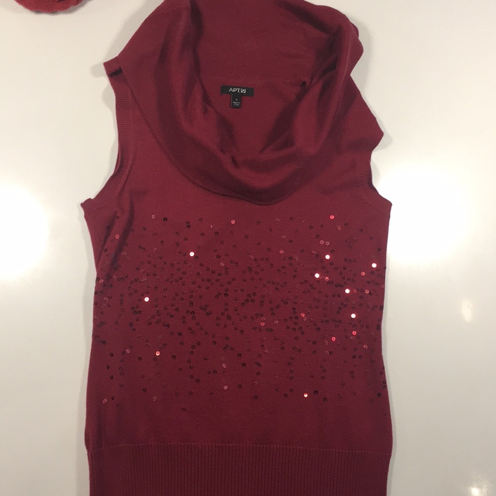 Red sparkly tank top